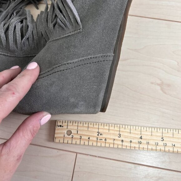 Colin Stuart Genuine Suede Leather Hidden Wedge Heel Fringe Ankle Boots Sz 8 - Picture 12 of 12